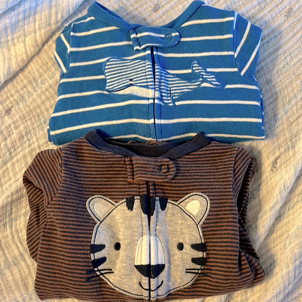 4/$20 (3m) Bundle of Carter 3 month sleepers x2